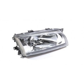 Фара правая механическая Nissan Almera N15
