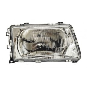 Фара правая Audi 100 C3