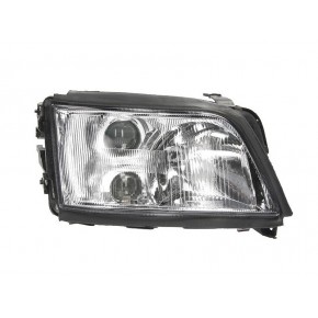 Фара правая с птф Audi A6 C4