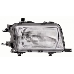 Фара правая Audi B4