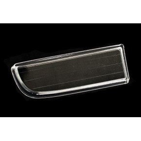 Стекло противотуманной фары правое BMW E38