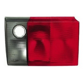 Фонарь задний внутренний правый Audi 100 C4