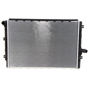 Радиатор охлаждения Audi A3 8P