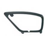 Рамка решетки птф в передний бампер левая Ford Focus - 1 поколение