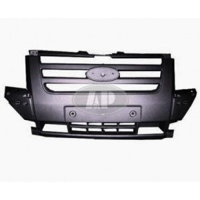 Передний бампер центральный Ford Transit Mark 7