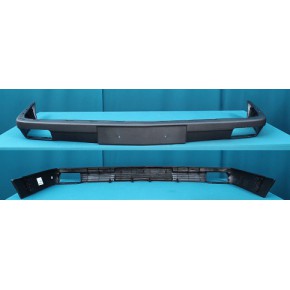 Бампер передний с отверстиями под птф Audi 100 C3