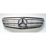 Решетка радиатора Mercedes W204