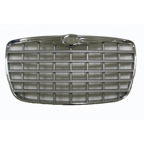Решетка радиатора хром 2.7/3.5 Chrysler 300С