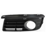 Решетка в передний бампер левая с отверстием под птф Volkswagen Jetta