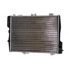Радиатор охлаждения 2,0/2,2/2,3 +/-ac m/a quattro Audi B3
