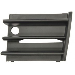 Решетка в передний бампер правая Skoda Octavia - 2 поколение