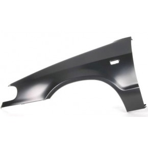 Крыло переднее левое с отверстием под повторитель Skoda Felicia