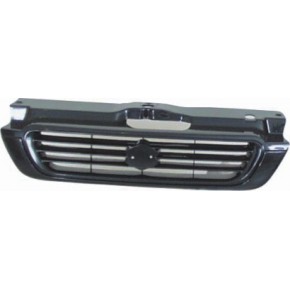 Решетка радиатора Suzuki Baleno 2