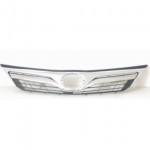 Решетка радиатора черная с хром молдингом le/xle Toyota Camry V50