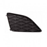 Решетка в передний бампер правая без отверстия под птф (седан) euro Toyota Corolla E150 седан