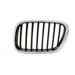 Решетка радиатора левая хром/черная BMW E53 X5