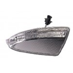 Поворотник в левое зеркало Mercedes W204