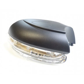 Поворотник в левое зеркало Volkswagen Golf 6