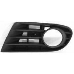 Решетка в передний бампер правая с отверстием под птф Volkswagen Golf 5 PLUS