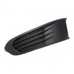 Решетка в передний бампер правая без отверстия под птф Volkswagen Polo седан / хетчбек