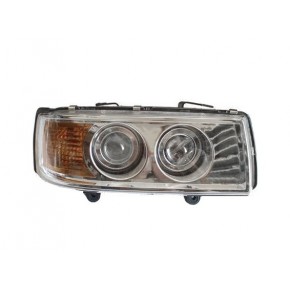 Фара линзованная правая Audi B3