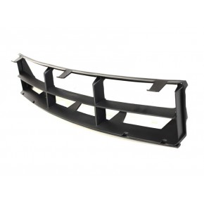 Решётка в передний бампер центральная BMW E39