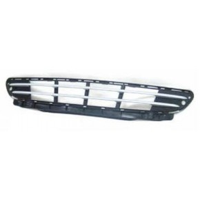 Решетка переднего бампера Mercedes W203