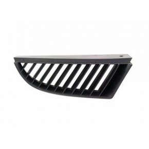 Решётка радиатора правая Mitsubishi Colt - 6 поколение