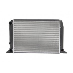 Радиатор охлаждения 1.8 590х310х32 Audi B3