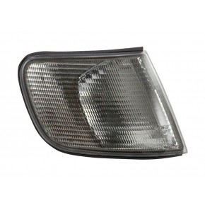 Указатель поворота передний правый Audi 100 C4