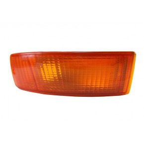 Указатель поворота правый жёлтый в передний бампер (купе) Audi B3