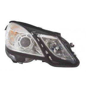 Правая фара с регулирующим мотором Mercedes W212