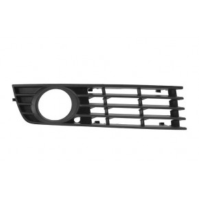 Решётка в передний бампер правая с отверстием под птф Audi A4 B6