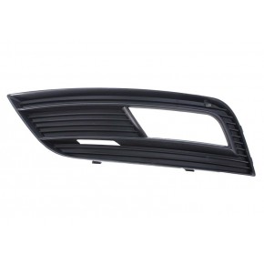 Решётка в передний бампер левая (седан) Audi A4 B8