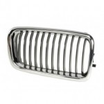 Решётка радиатора правая хром чёрная BMW E38