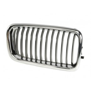 Решётка радиатора правая хром чёрная BMW E38