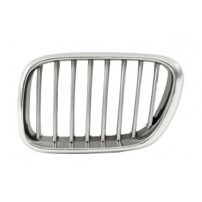 Решётка радиатора левая титан BMW E53 X5