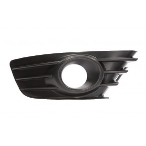 Решётка в передний бампер правая с отверстием под птф Citroen C4 Picasso