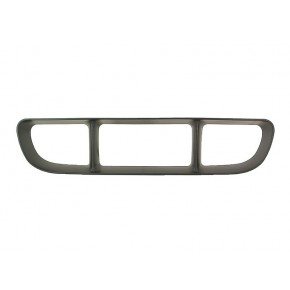 Решётка в передний бампер центральная (usa) Ford Explorer