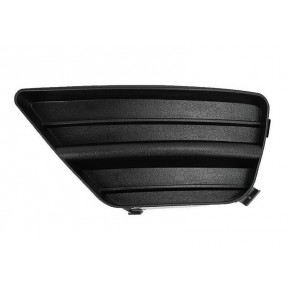 Решётка в передний бампер левая без отверстия под птф Ford Focus - 1 поколение