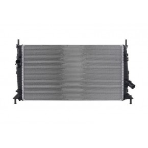 Радиатор охлаждения (670х378х26) 2.0 tdci Ford Focus - 2 поколение