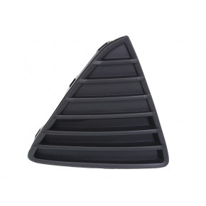 Решётка в передний бампер правая Ford Focus - 3 поколение