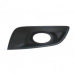 Решётка в передний бампер левая с отверстием под птф (хэтчбэк) Mazda 3 - 1 поколение