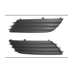 Решетка переднего бампера л+п (комплект) без отверстий под противотуманки (5 дв) (италия) Opel Astra H