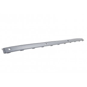 Накладка заднего бампера с отверстиями под датчики парковки с хром молдингом Mercedes W211