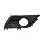 Решётка в передний бампер левая с отверстием под птф Opel Corsa C