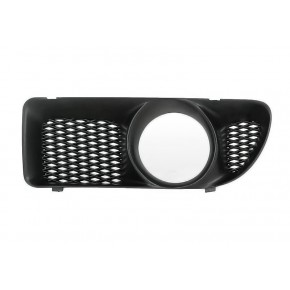 Решётка в передний бампер левая с отверстием под птф чёрная (хэтчбэк) (комби) Skoda Felicia