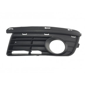 Решётка в передний бампер левая с отверстием под птф Volkswagen Jetta