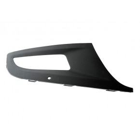 Решётка в передний бампер правая с отверстием под птф Volkswagen Polo седан / хетчбек