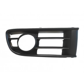 Решётка в передний бампер правая с отверстием под птф (хэтчбэк) Volkswagen Polo